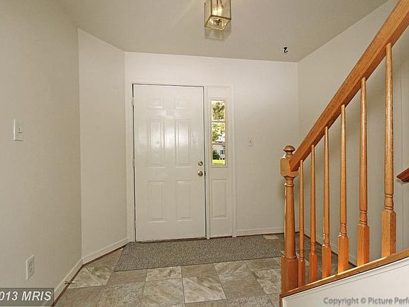 2nd image of 239 Mountain Ter
