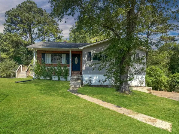 2640 Greenhills Cv SE, Cleveland, TN 37323