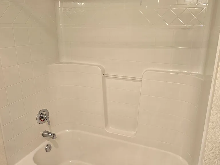 Parkside Apartments — Photo 41