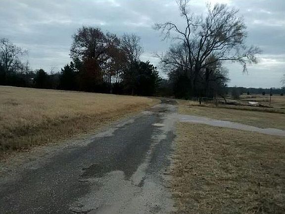 2nd image of 3058 County Road 4829
