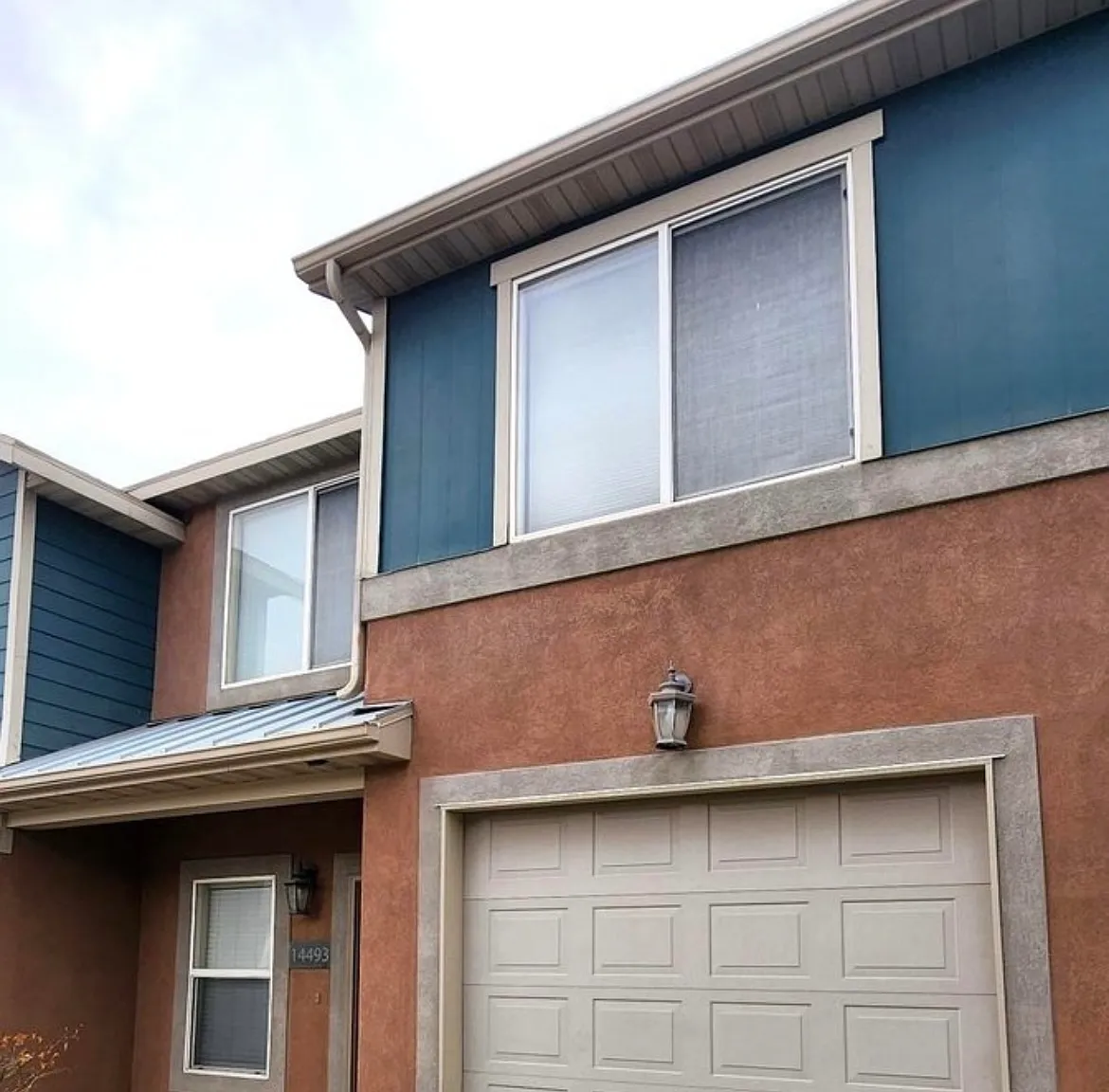 3 bed, 2.5 bath, 1294 sqft, $1,990 — Photo 2