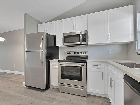 2nd image of 2871 E Sunrise Lakes Dr #311
