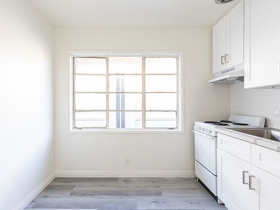 5th image of 4561 N Figueroa St #5