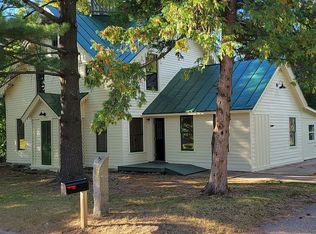 100 E South St, Weyauwega, WI 54983