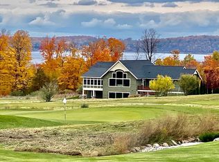 7810 Turnberry Cir, Williamsburg, MI 49690