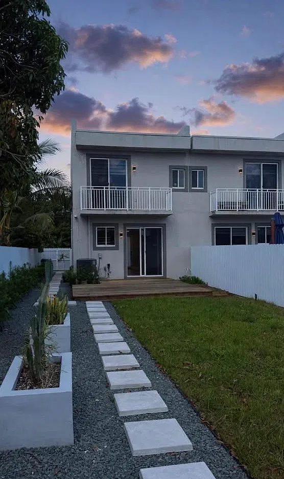 NE 111th St, Miami — Photo 1