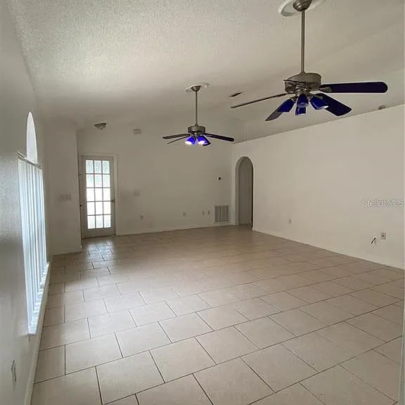 6867 Belmar Dr — Photo 4