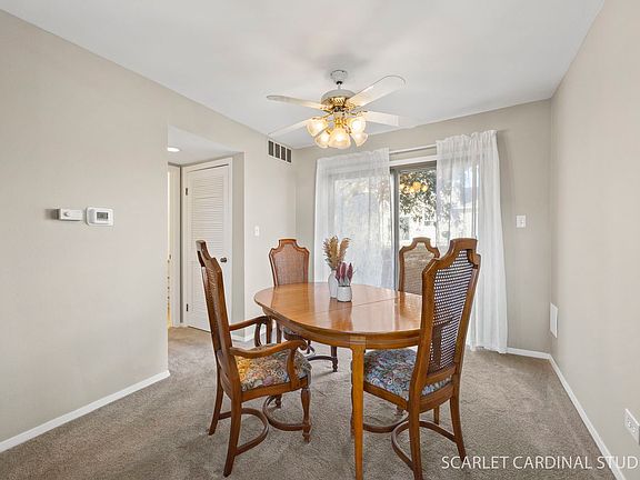 5th image of 231 Hedgerow Dr