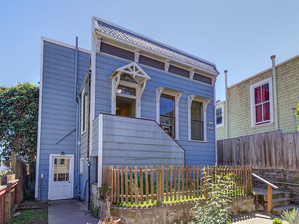 1st image of 131 Beaver St #133A