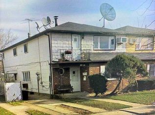 14977 Huxley St, Rosedale, NY 11422