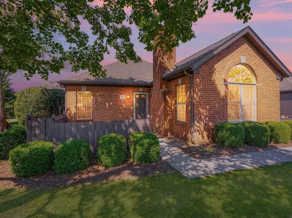 2638 Trottersway Dr #29, Columbus, OH 43235