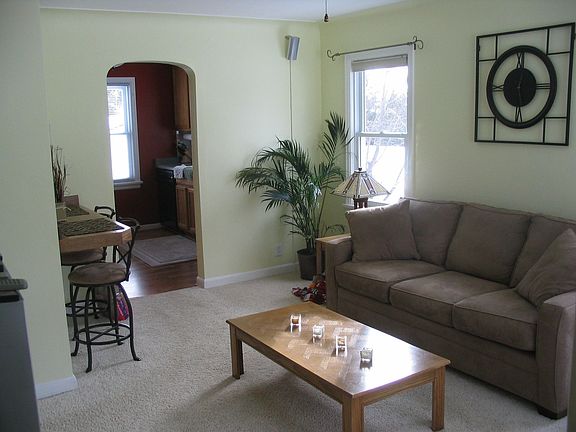 Living Room/Dining Room