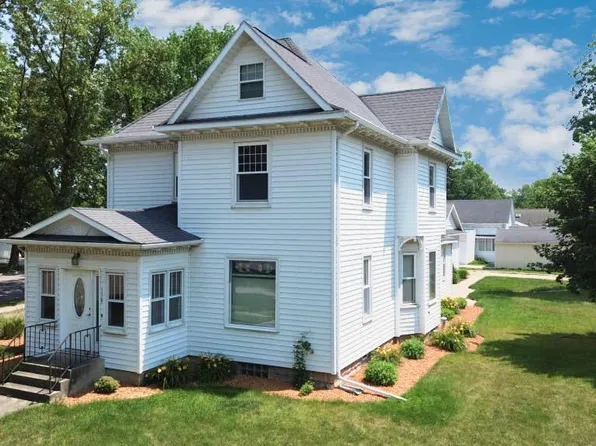 118 Somerville Ave, Morgan, MN 56266