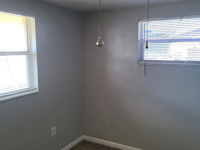 9004 Saint Regis Ln — Photo 7
