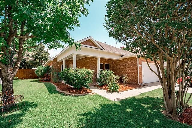 1st image of 2613 Timberhill Dr