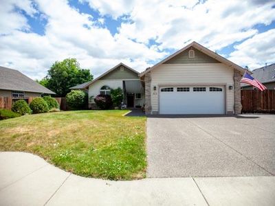 505 SE Jaylen Dr, Grants Pass, OR, 97527