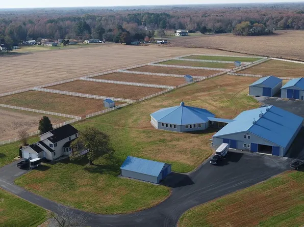 2125 Sandtown Rd, Felton, DE 19943