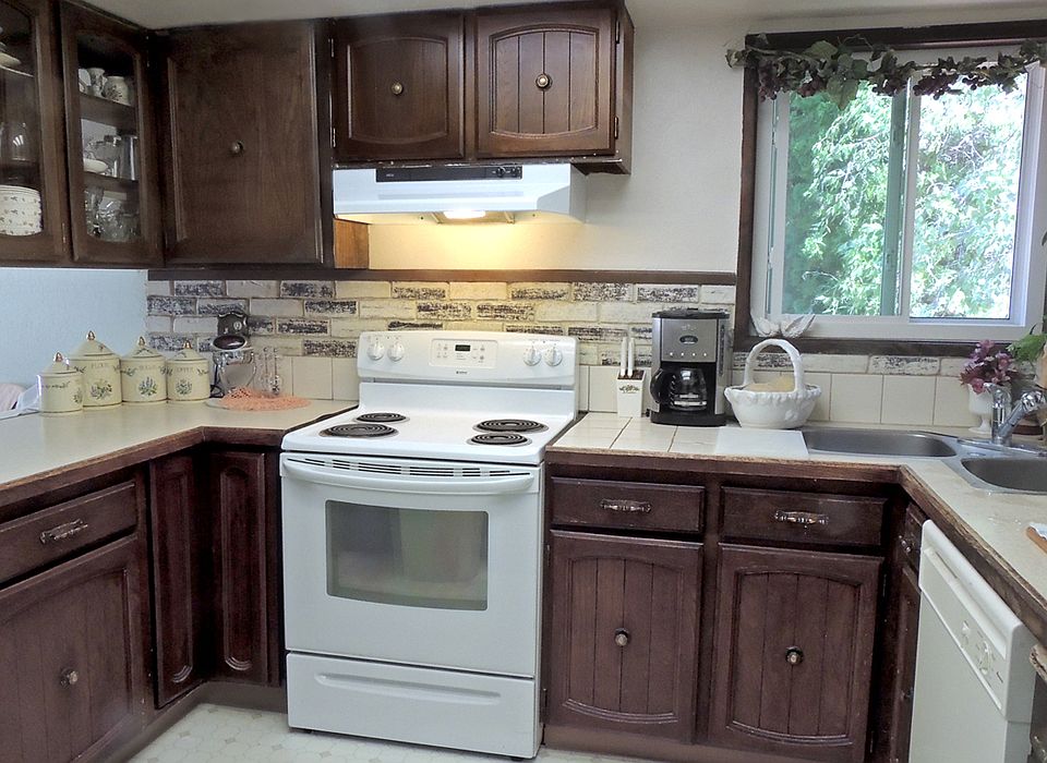 2nd image of 3517 Oak Ave SW