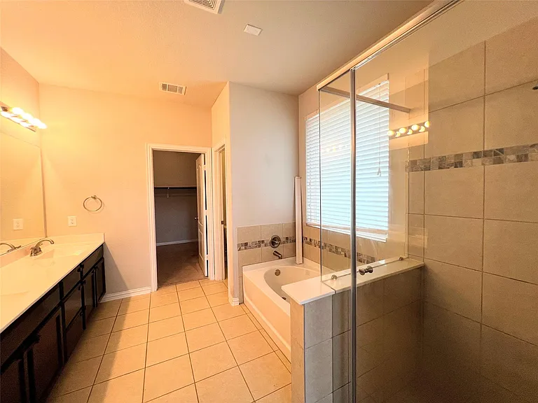 613 Palmilla St — Photo 20
