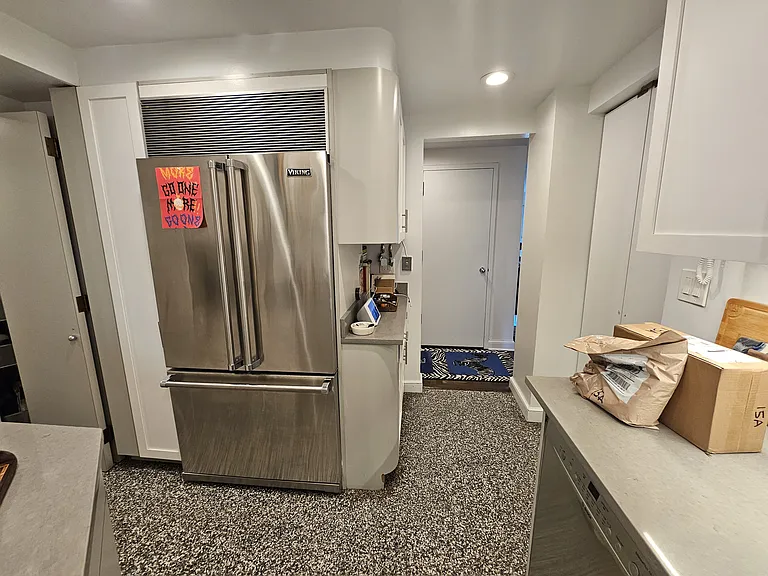 40 Central Park S #15A — Photo 15