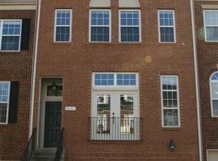 9797 Corbett Pl, Manassas Park, VA 20111