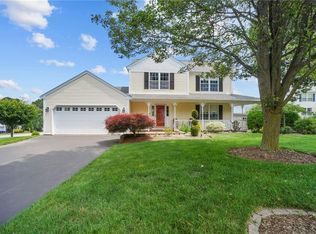 2 Colleen Ct, West Warwick, RI 02893