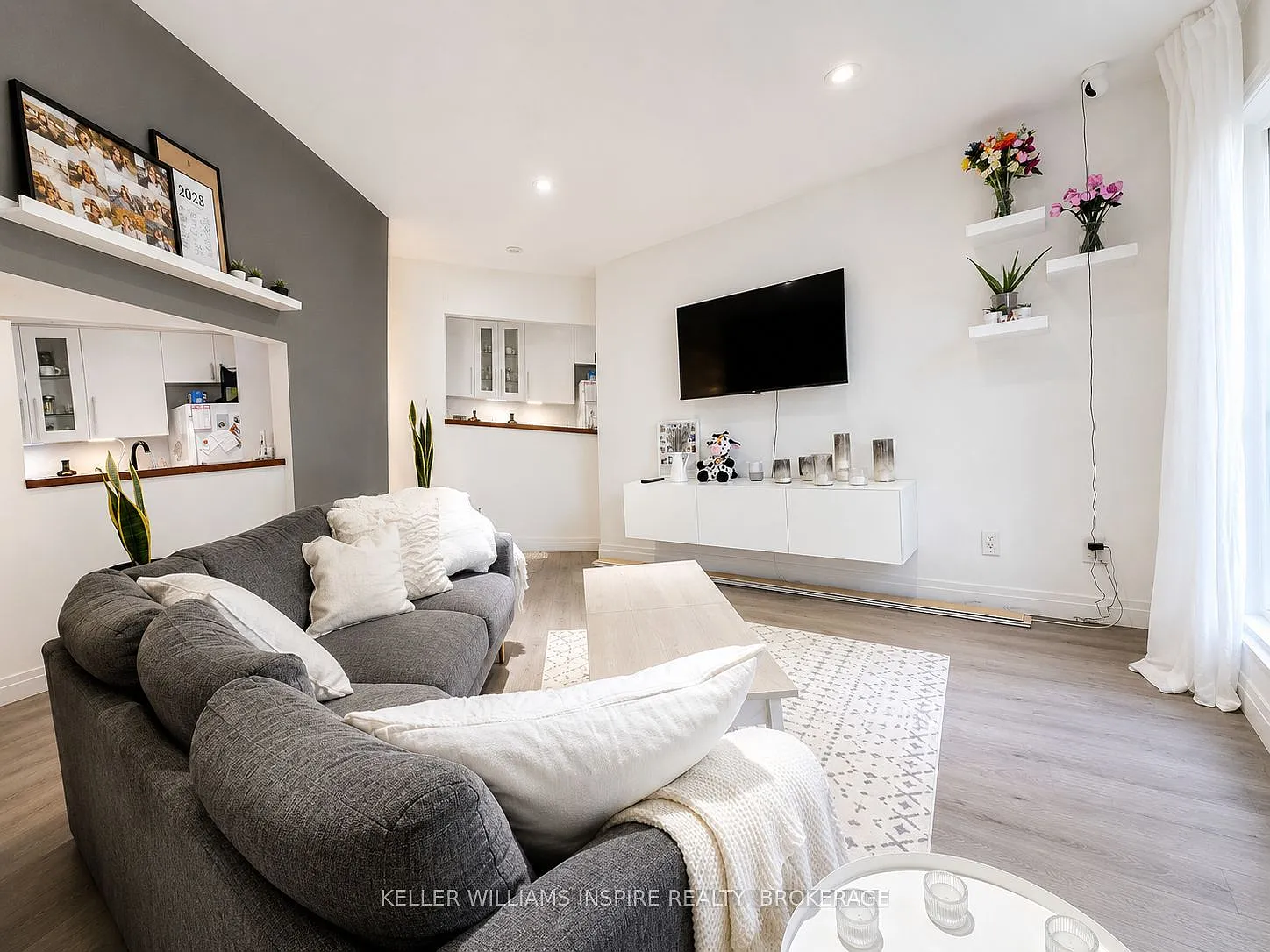 1 bed, $2,000 — Photo 3
