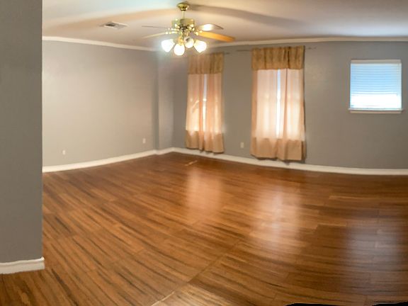 4th image of 6216 Speyside Dr