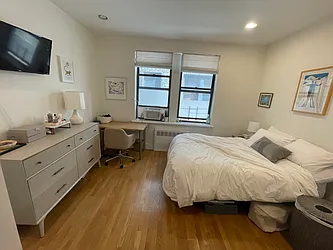 Rented by PMG Real Estate 