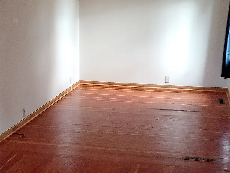 12409 Lake Street Ext — Photo 15