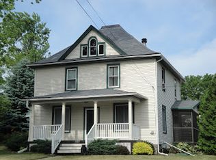 337 N Wisconsin St, Darien, WI 53114