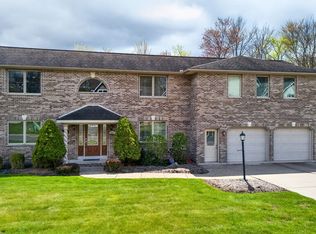 2040 Felicia Blvd, Endicott, NY 13760