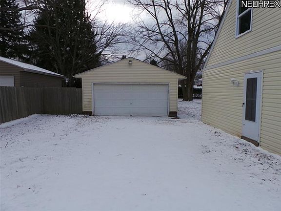 2nd image of 3478 Carper Ave