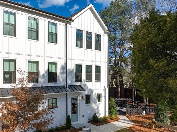290 Dilbeck Cir NE, Atlanta, GA 30342
