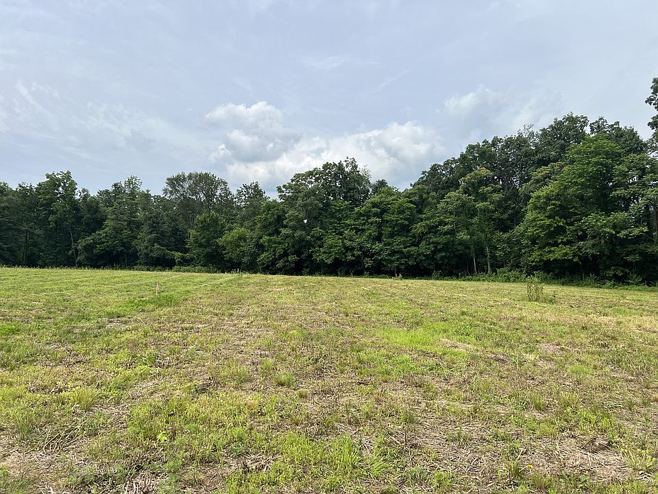 2nd image of 21 Annie Hollow Rd