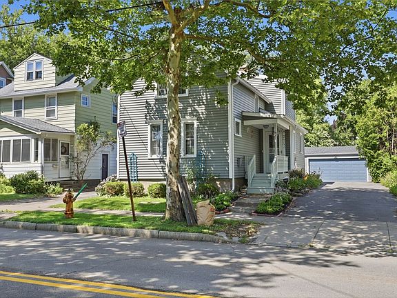 2nd image of 370 Merchants Rd