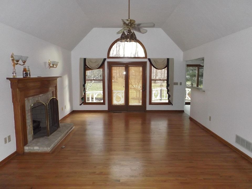 1st image of 805 Dark Star Ave