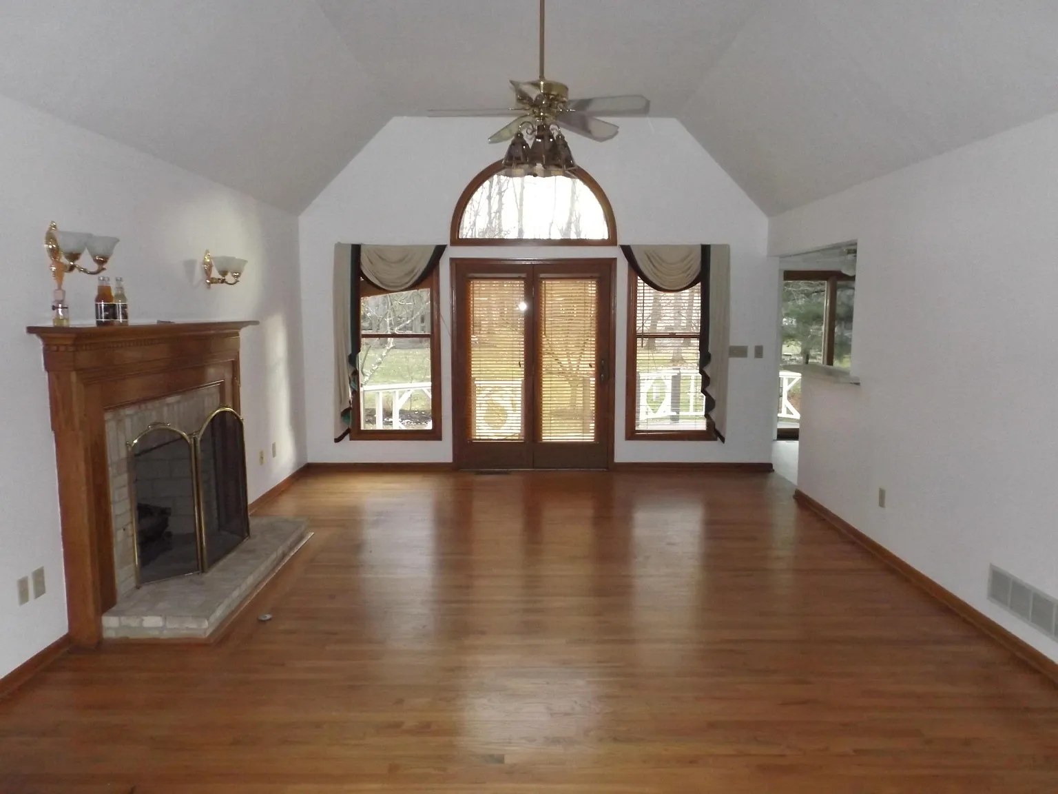 805 Dark Star Ave photo 1