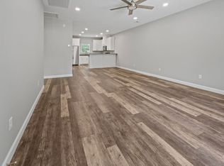 275 Myrtle Ave, Jesup, GA 31546