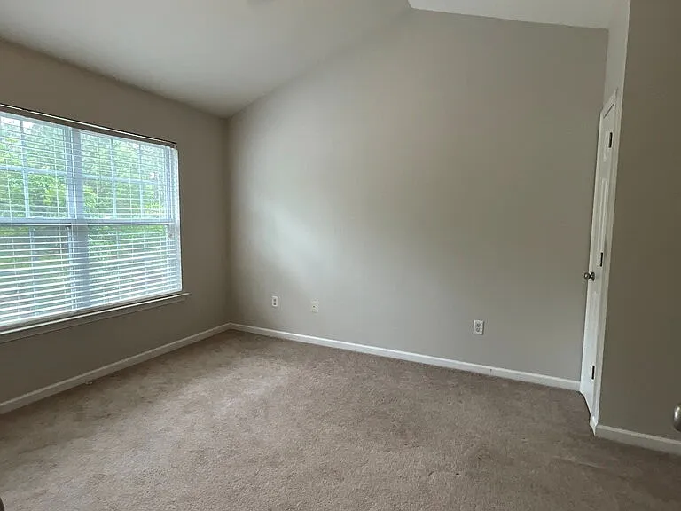 214 Sonata Cir — Photo 24
