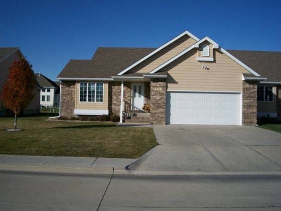 1st image of 408 Rosewood Cir #15