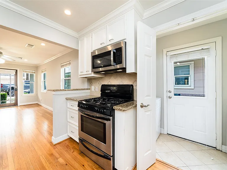 4405 Marina St #A — Photo 16