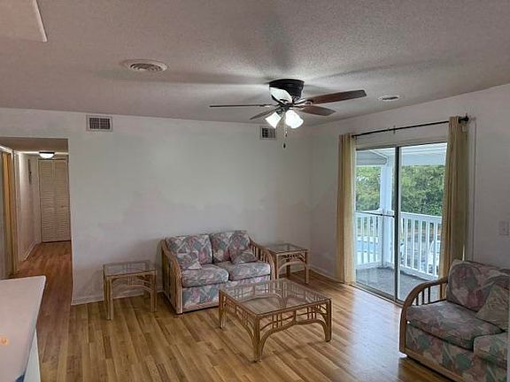 4th image of 1356 Glenns Bay Rd. #206