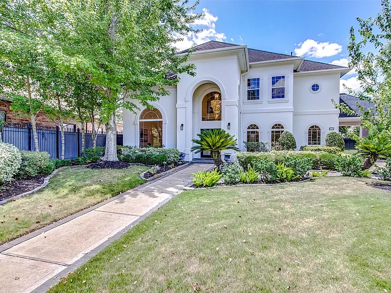 3218 Rosemary Park Ln — Photo 2