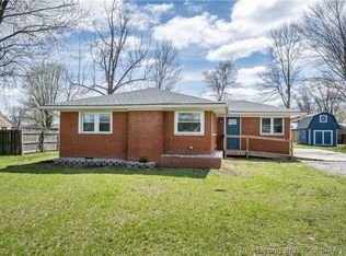 1414 Greenwood Road, Sellersburg, IN 47172