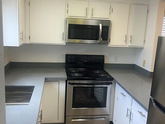 2nd image of 29571 Dixon St #S101