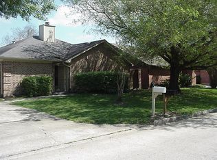 10822 Lynbrook Dr, Houston, TX 77042