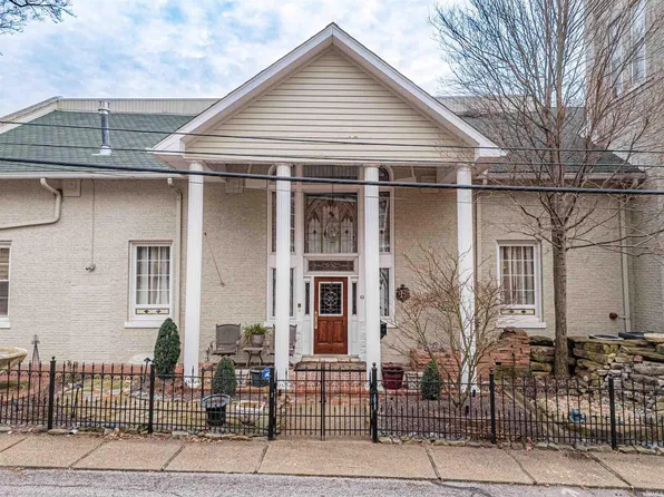 101 E Jennings St, Newburgh, IN 47630