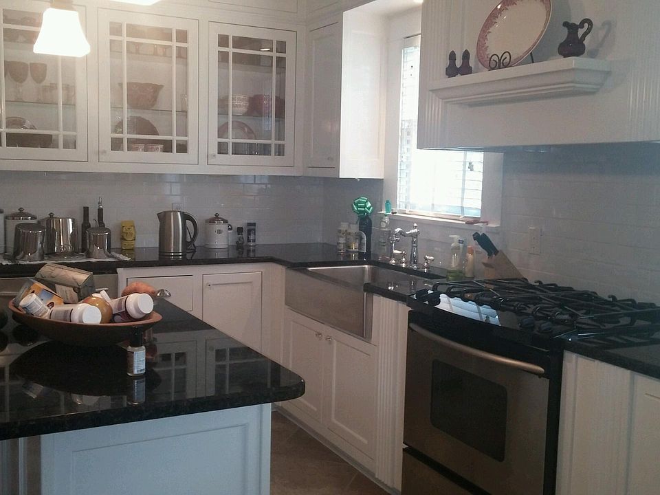 1st image of 100 E Alabama Ave