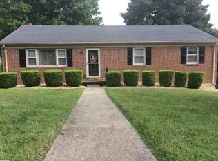 111 Fox Hill Dr, Staunton, VA 24401